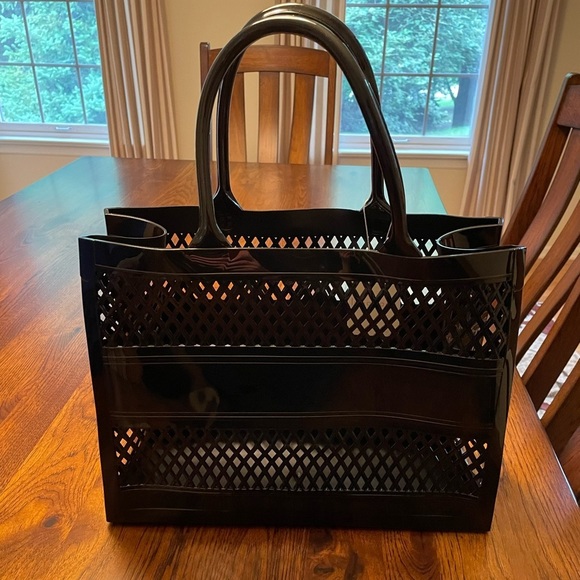 Vented Tote Bag - Picture 3 of 8